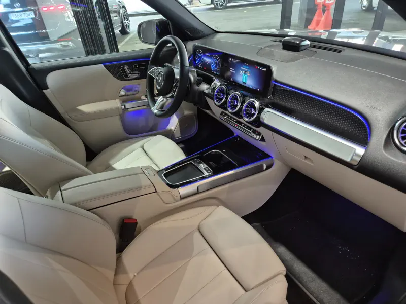 Mercedes-Benz EQB
