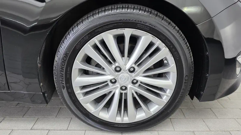 Hyundai Aslan