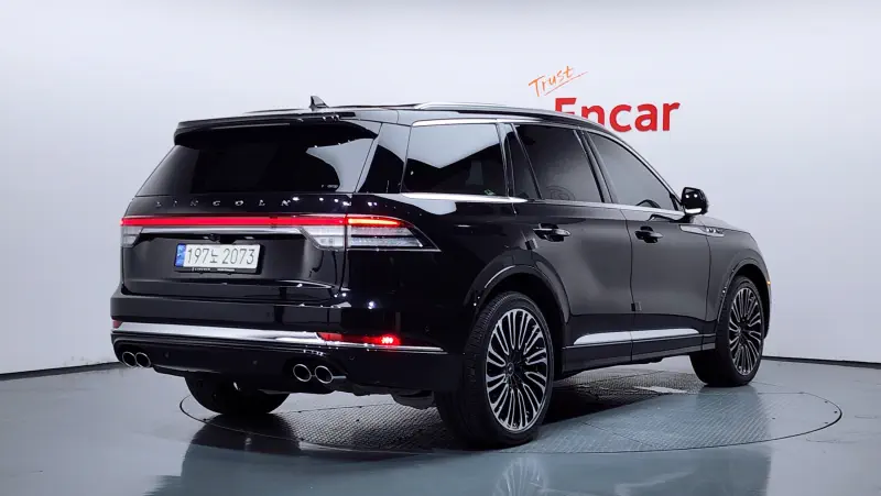 Lincoln Aviator