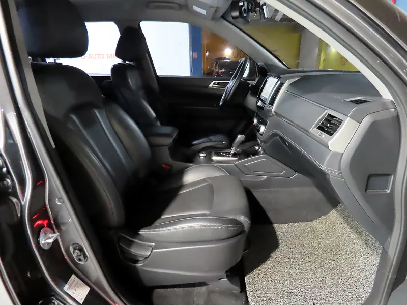 SsangYong Rexton Sports