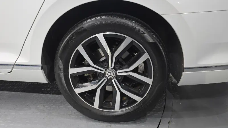 Volkswagen Passat GT
