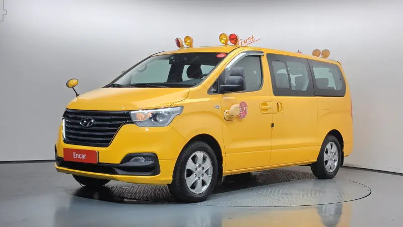 Hyundai Grand Starex