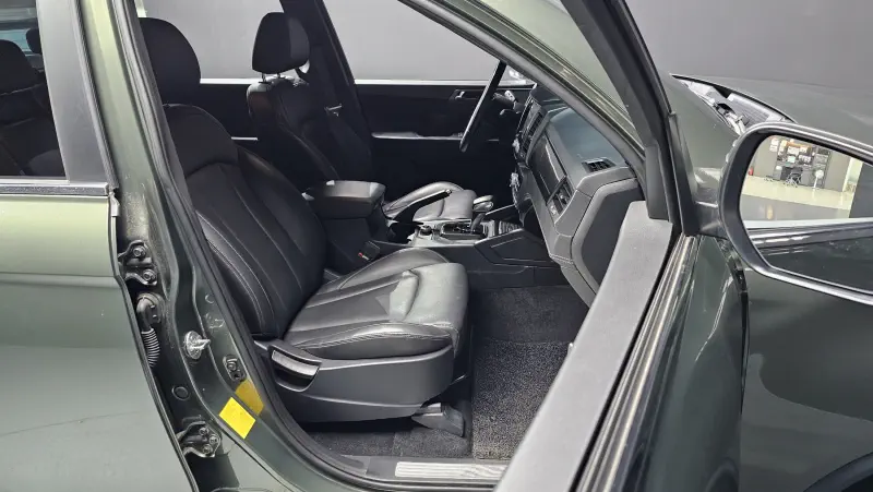 SsangYong Rexton Sports Khan
