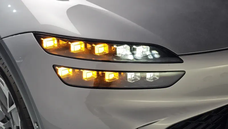 Genesis GV60