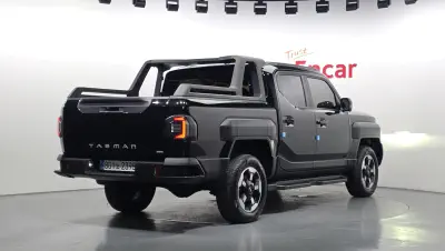 Kia Tasman