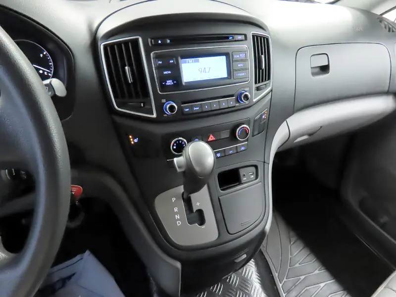 Hyundai Grand Starex