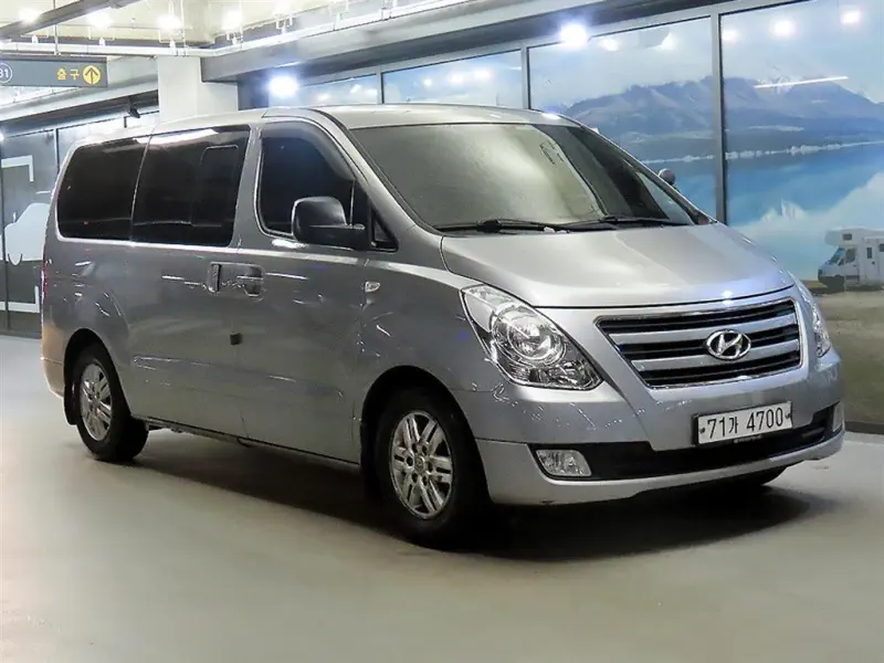 Hyundai Grand Starex