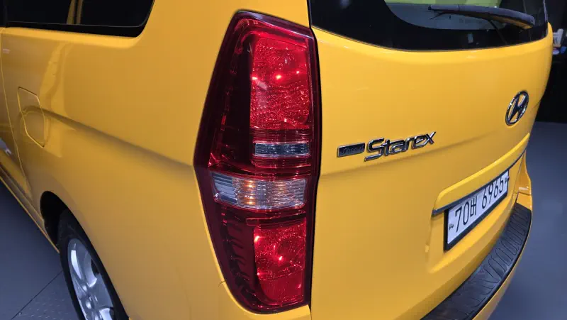 Hyundai Grand Starex