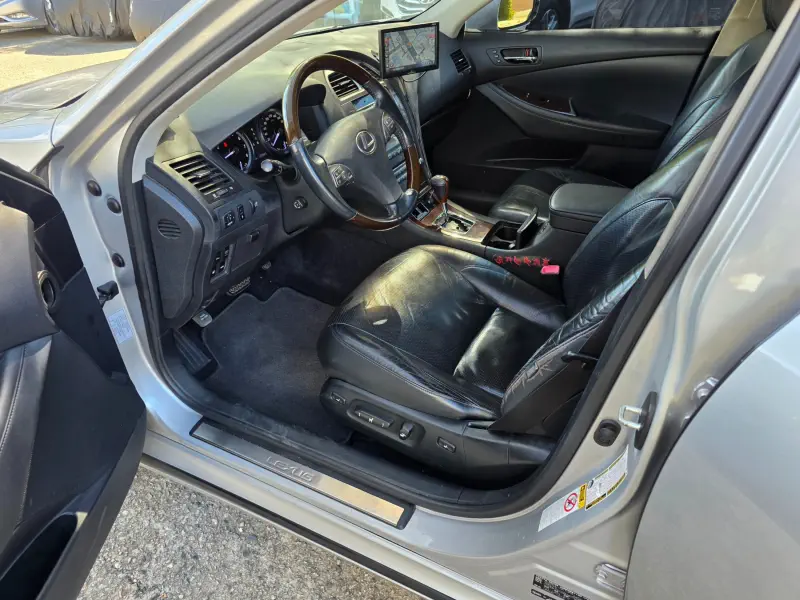 Lexus ES350