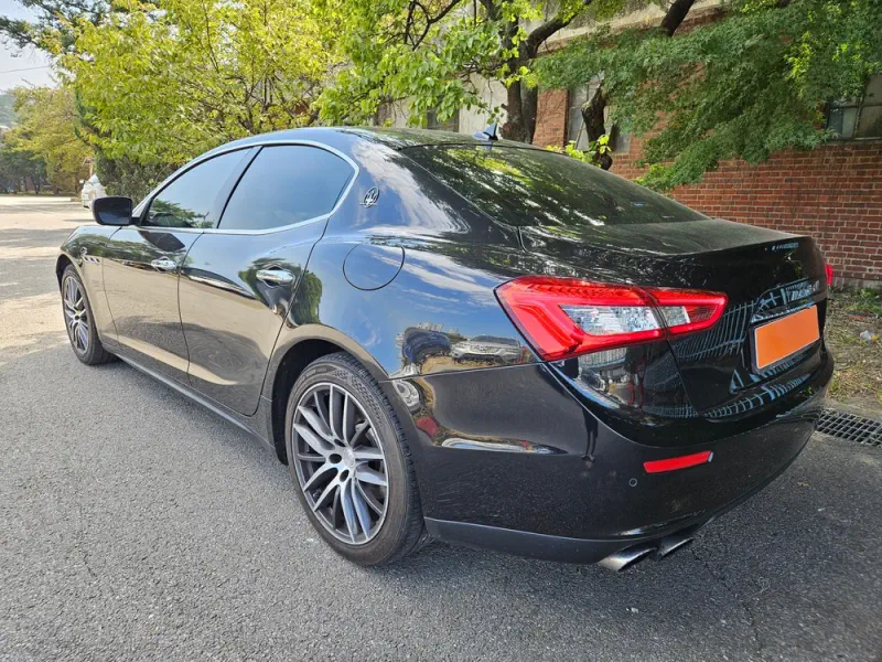 Maserati Ghibli