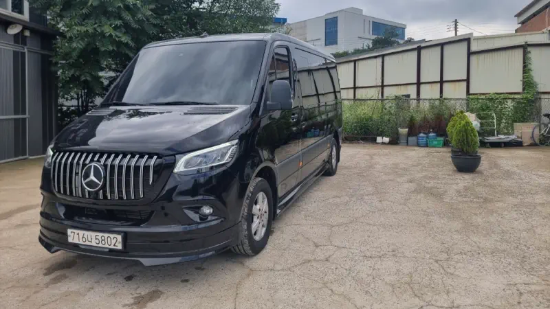 Mercedes-Benz Sprinter