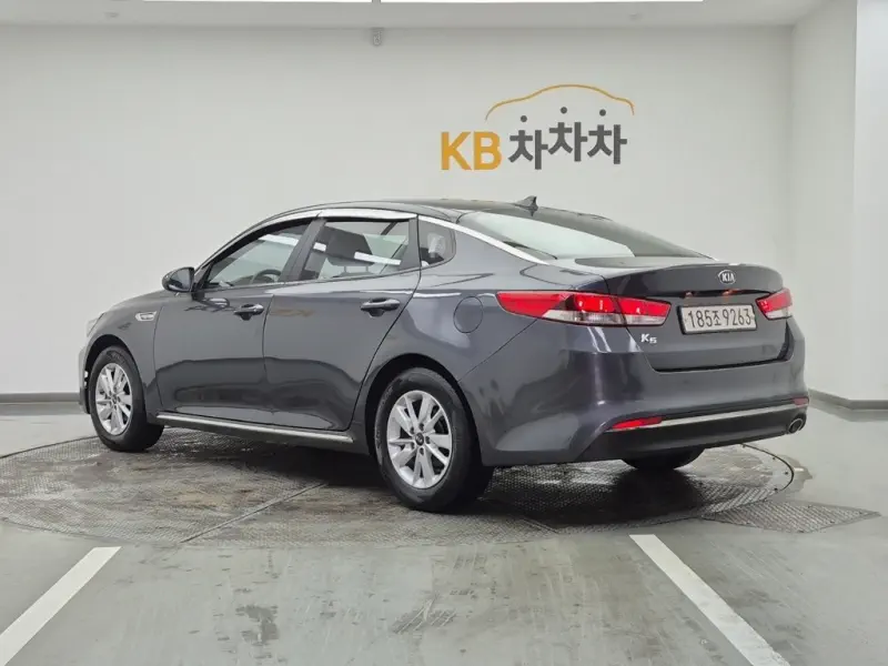 Kia K5