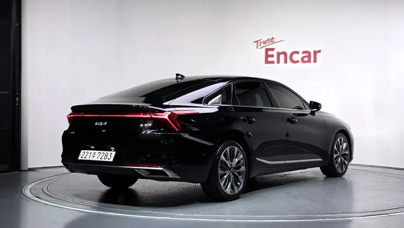 Kia K8