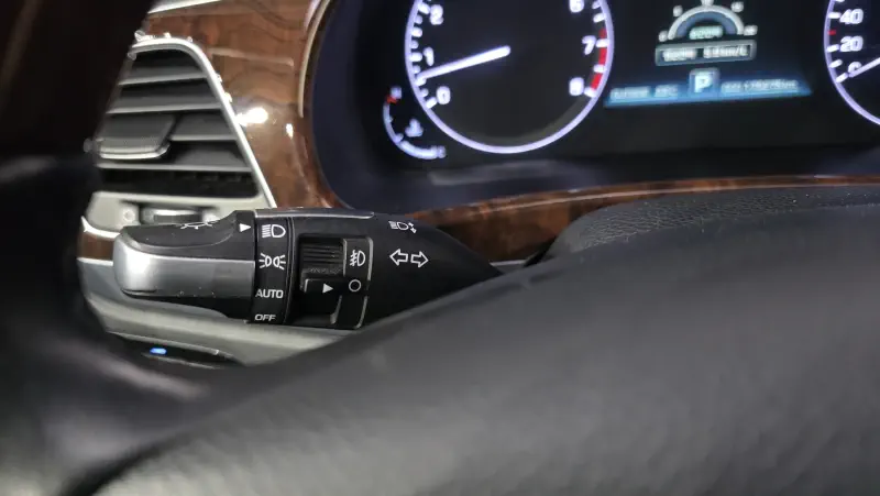 Hyundai Equus