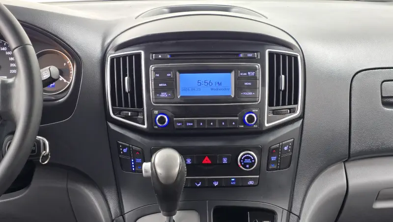 Hyundai Grand Starex