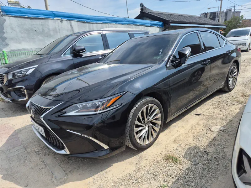 Lexus ES300h