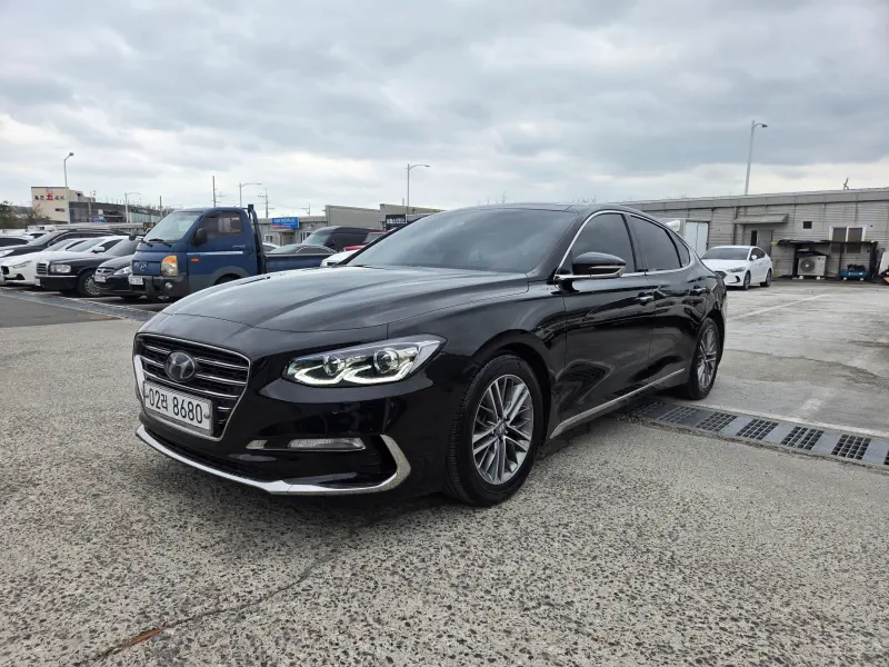 Hyundai Grandeur