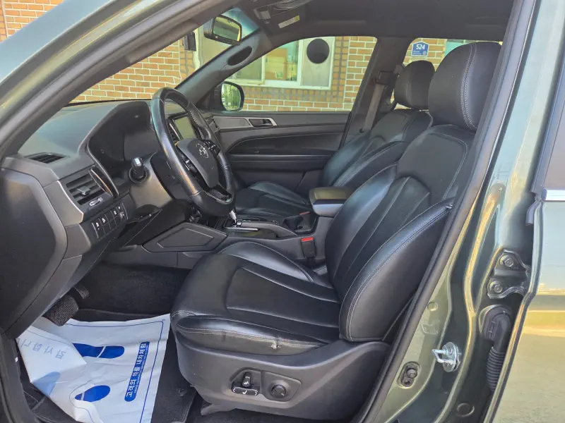 SsangYong Rexton Sports