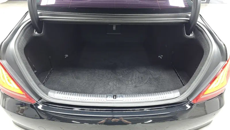 Genesis EQ900
