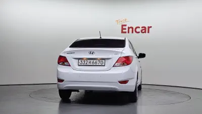 Hyundai Accent