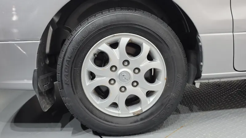 Hyundai Grand Starex