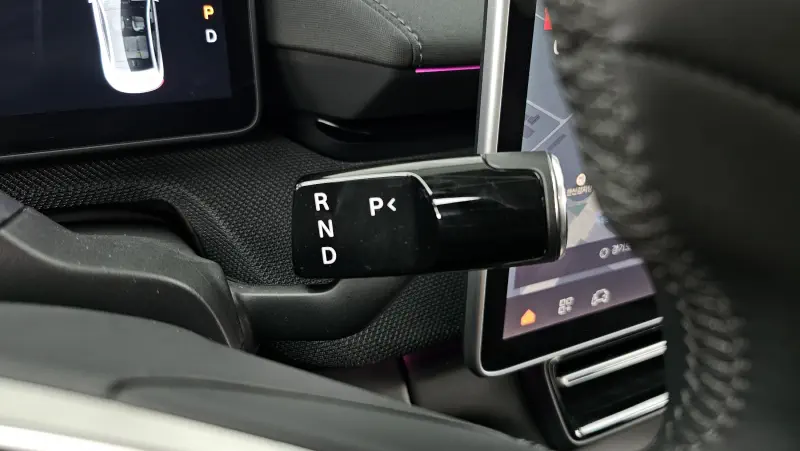 Polestar 4