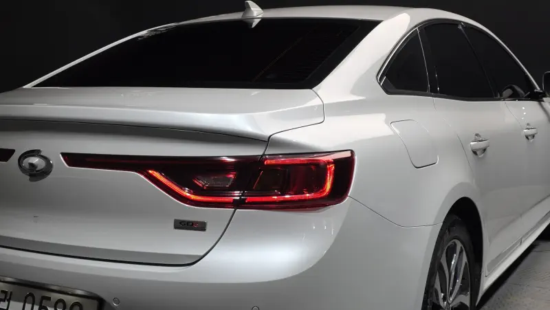 Renault Samsung SM6
