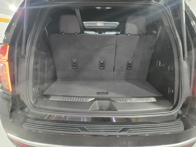 Chevrolet (GM Daewoo) Tahoe