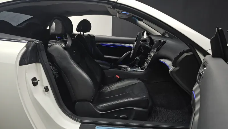 Infiniti Q60