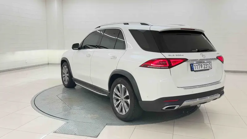 Mercedes-Benz GLE-Class