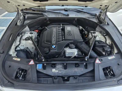 BMW 5-Series Gran Turismo