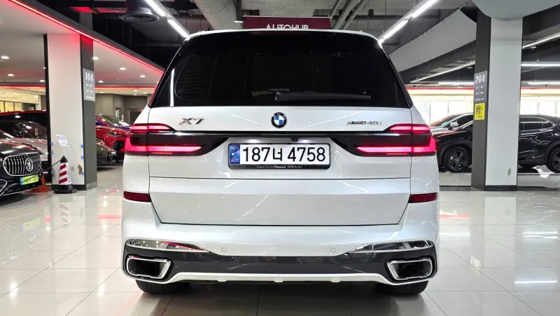 BMW X7