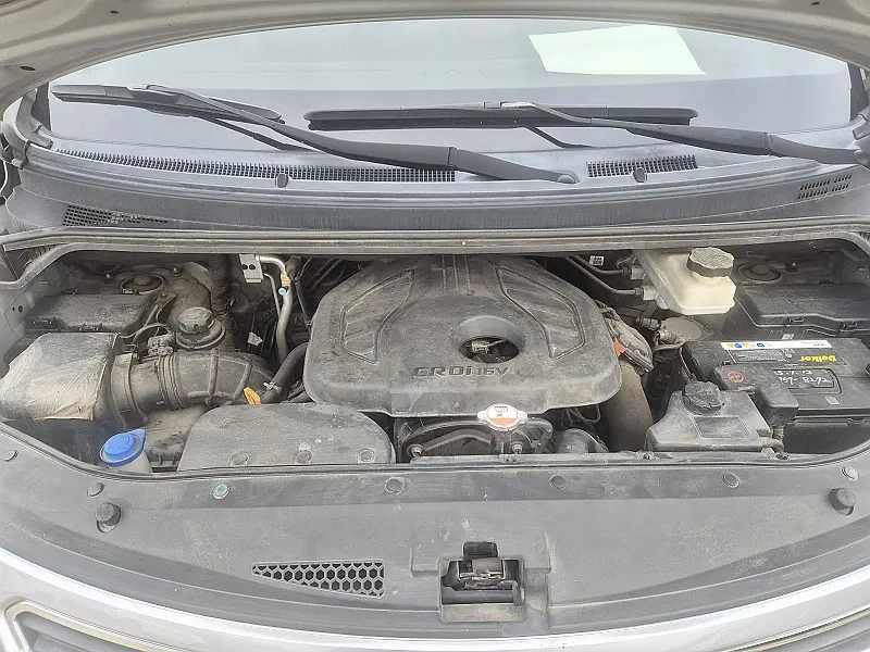 Hyundai Grand Starex