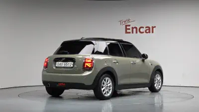 MINI Hatch 2