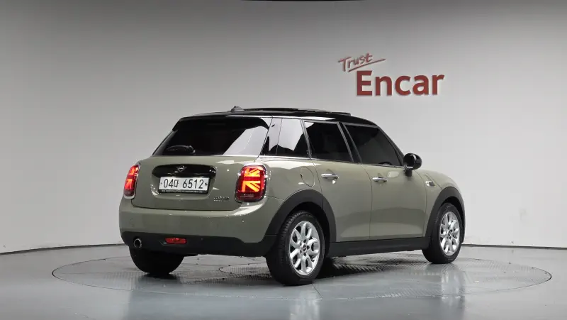 MINI Hatch