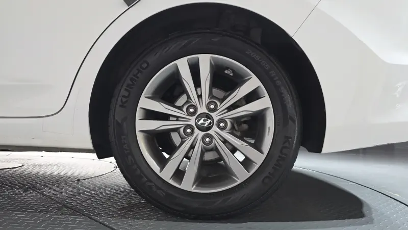 Hyundai Avante