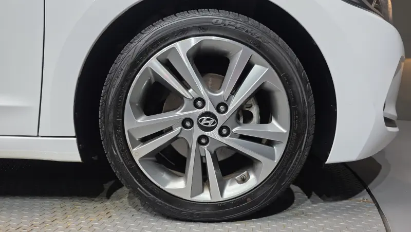 Hyundai Avante