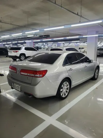 Lincoln Mkz