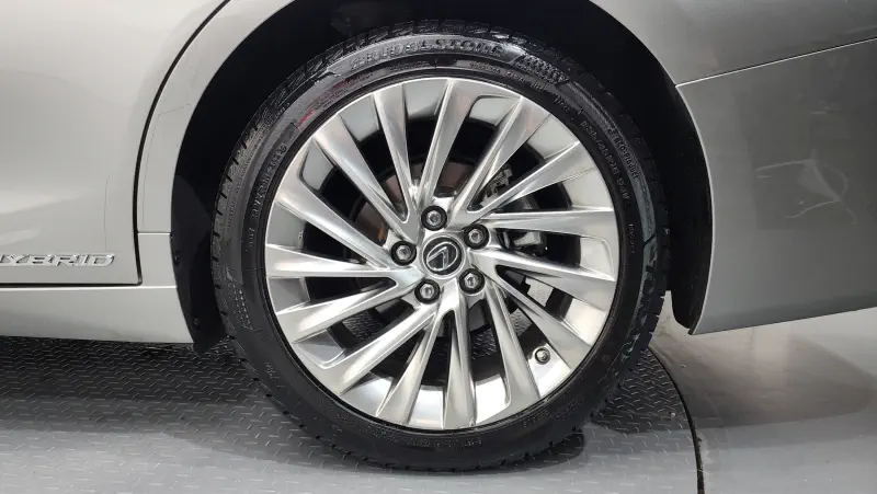 Lexus ES300h