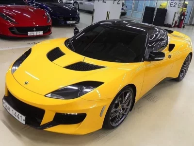 Lotus EVORA