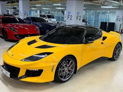 Lotus EVORA