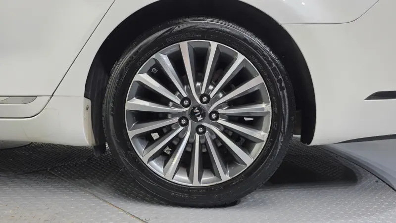 Kia K7