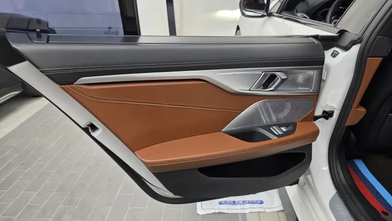 BMW 8-Series