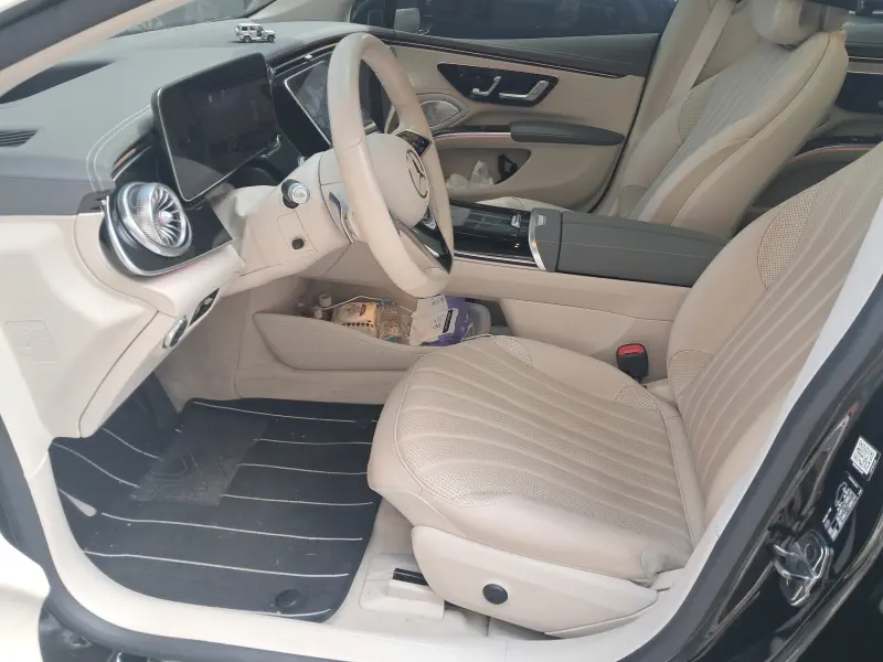 Mercedes-Benz EQS