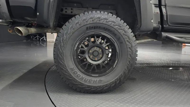 Chevrolet (GM Daewoo) Colorado