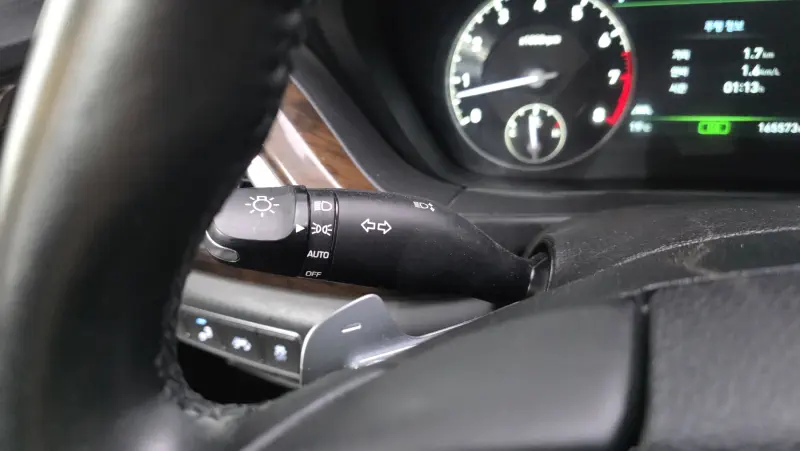 Genesis EQ900