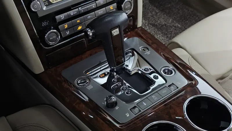 Volkswagen Phaeton