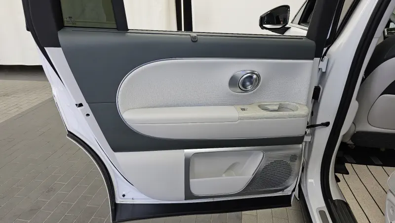 Hyundai Ioniq 9