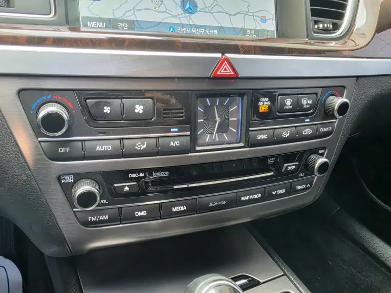 Hyundai Genesis