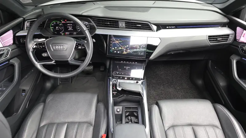Audi e-tron